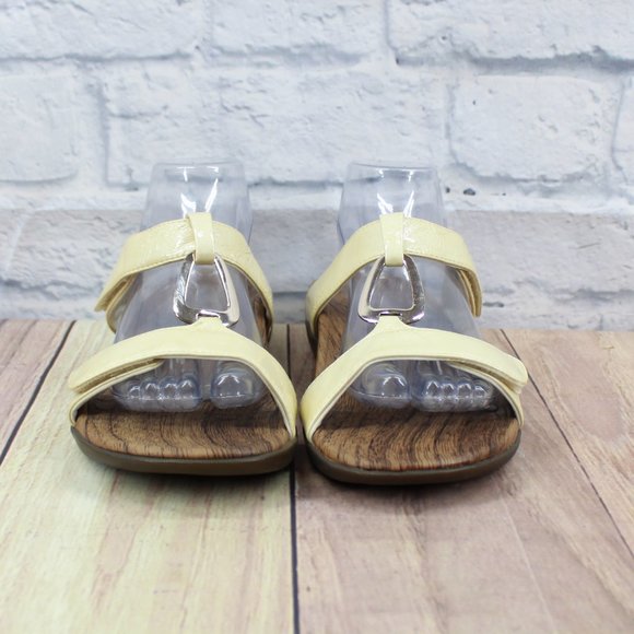 Orthaheel Vionic Layla II Pale Yellow Leather Strappy Slide Sandal Size 8 / 39 - Picture 4 of 9